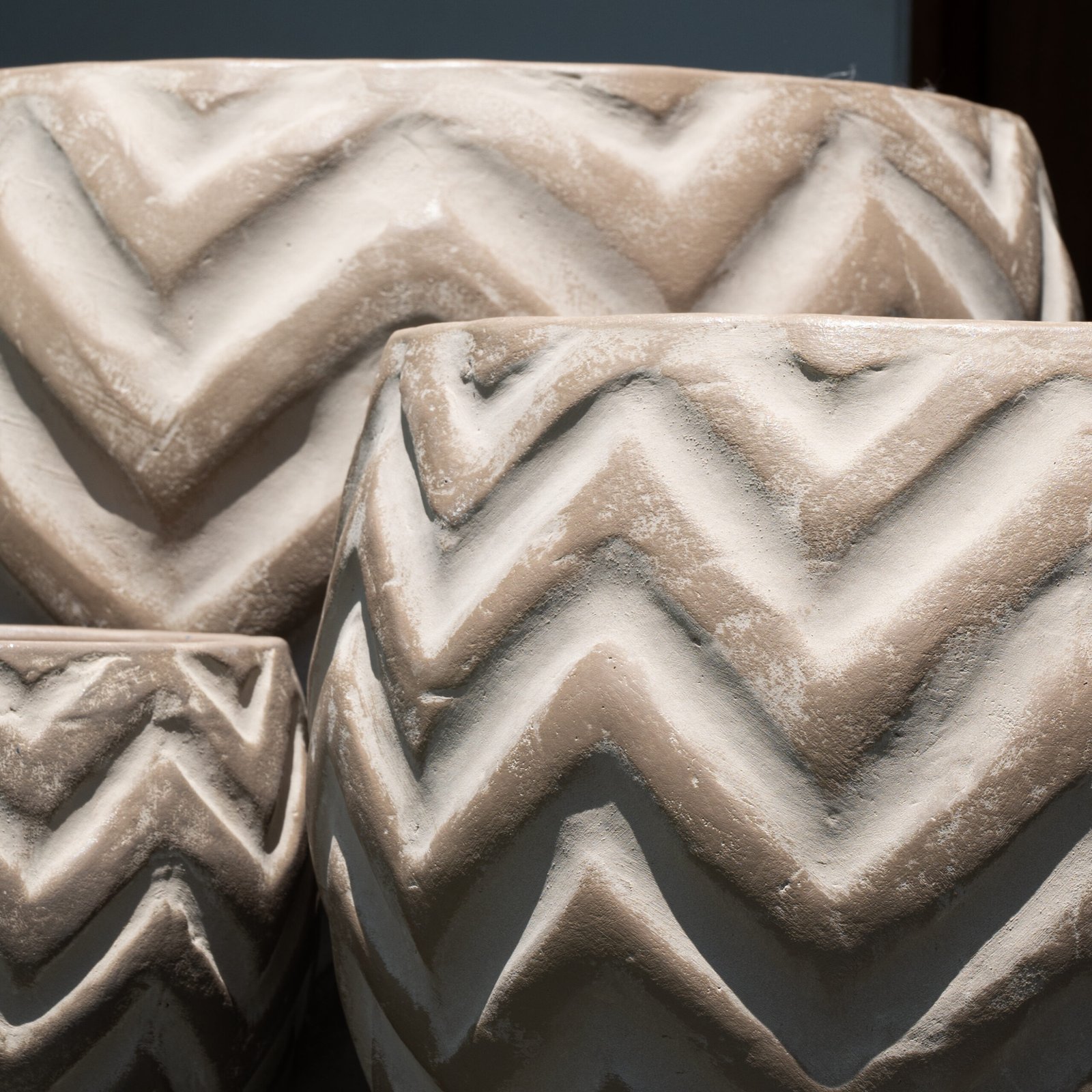 Crest Chevron Terracotta Planter | Set of 4 - Image 2