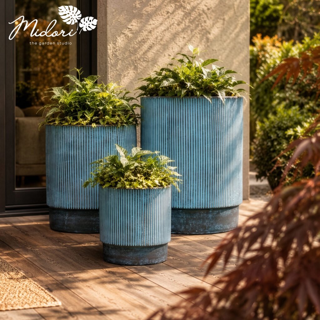 Sitar Terracotta planter Indigo shade